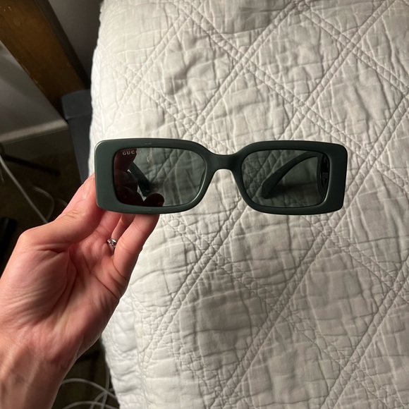 Gucci Sunglasses Model GG1325S - Picture 8 of 13